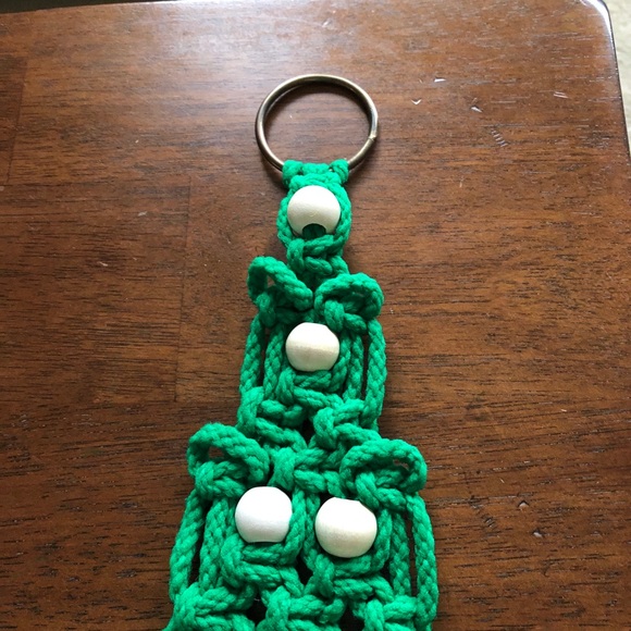 Vintage macrame Christmas tree - Picture 2 of 5